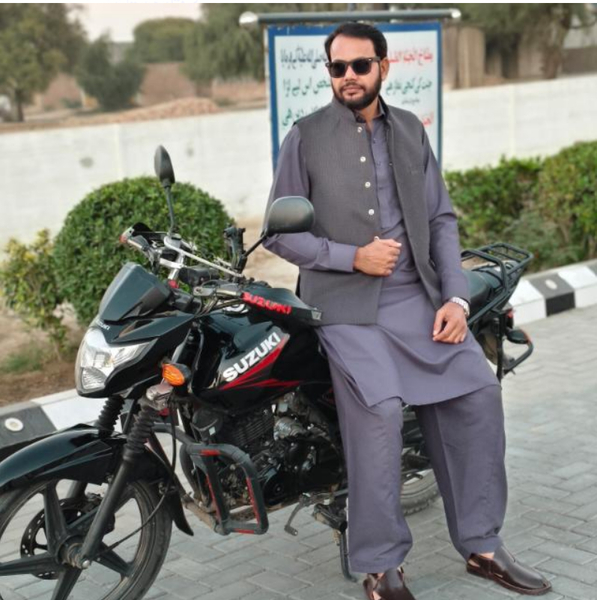 Cover photo of Muskarahat Autos